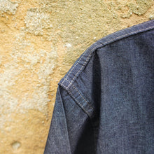 Load image into Gallery viewer, Chemise CISO Utility - Chambray dark navy