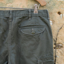 Load image into Gallery viewer, Pantalon troupes de montagne - Vert Taïga