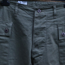 Load image into Gallery viewer, Pantalon P47 - combat pants - poches cargo - HBT olive green 11 Oz