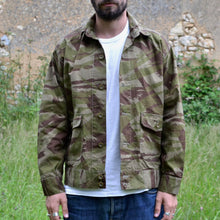 Load image into Gallery viewer, Blouson Centurion - motif camo Lizard