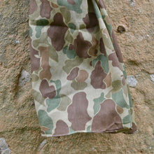 Load image into Gallery viewer, Foulard imprimé camo frogskin