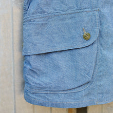 Load image into Gallery viewer, Gilet de chasse chambray monkey back pocket - #arashibyboras