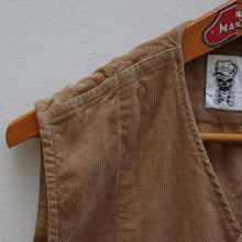 Load image into Gallery viewer, Gilet de chasse velours côtelé japonais - #arashibyboras