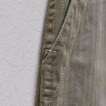 Load image into Gallery viewer, Short P47 - utility pants - HBT olive green 11 Oz