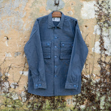 Load image into Gallery viewer, Chemise CISO chambray - Classic pocket - blue stitch &amp; buttons
