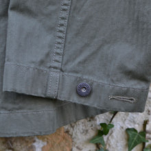 Load image into Gallery viewer, Chemise P43 HBT - Olive Green - Map pocket
