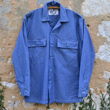 Load image into Gallery viewer, Chemise CISO chambray - utility pocket
