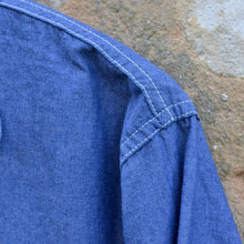 Load image into Gallery viewer, Chemise CISO chambray - utility pocket

